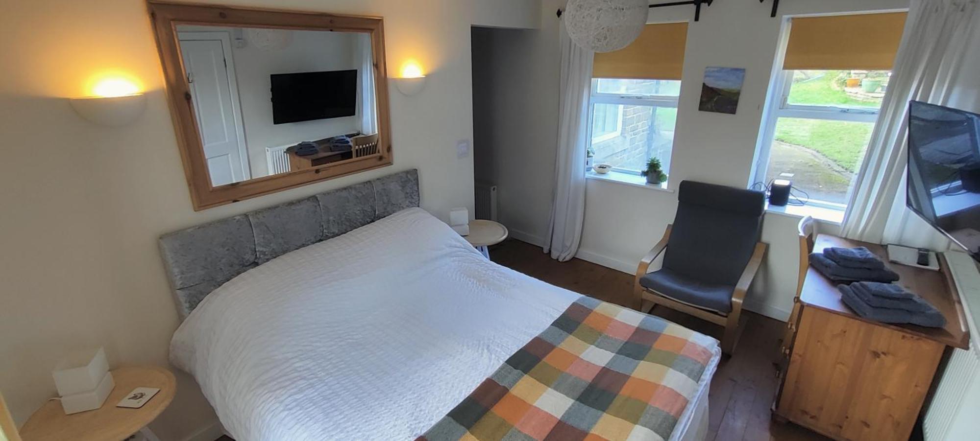 Private Annex To Victorian Villa, With Kitchen And Free Parking Apartment Todmorden